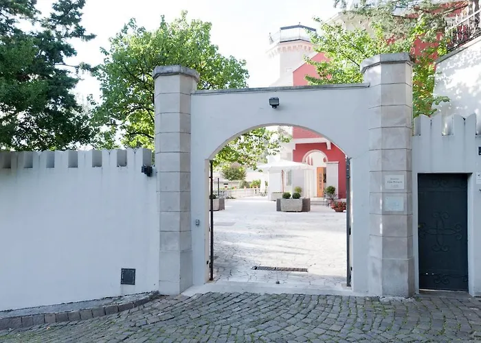 Bottacin Aparthotel Trieste